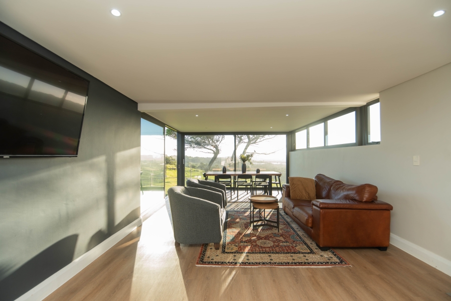 4 Bedroom Property for Sale in Kragga Kamma Eastern Cape